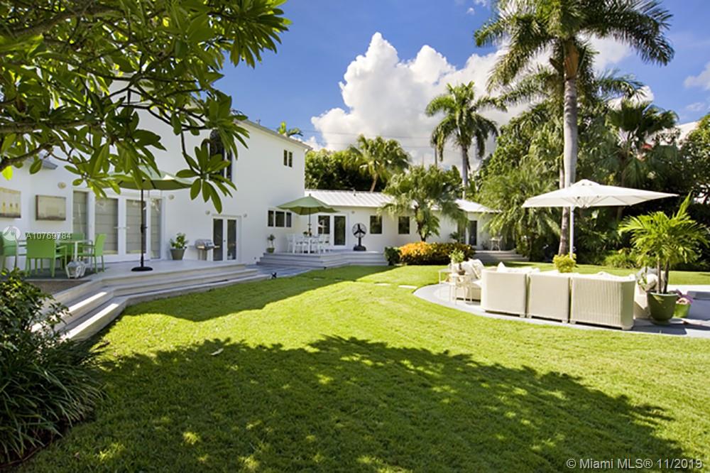 SUNSET ISLANDS-ISLAND NO - Residential