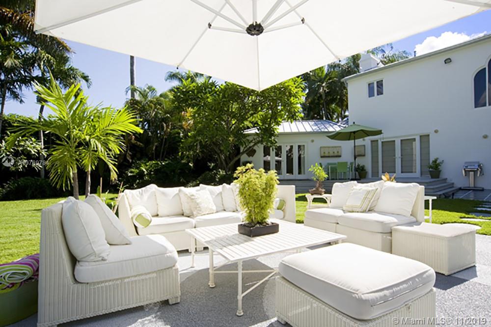 SUNSET ISLANDS-ISLAND NO - Residential