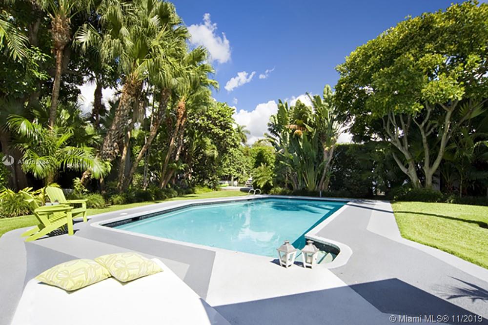 SUNSET ISLANDS-ISLAND NO - Residential