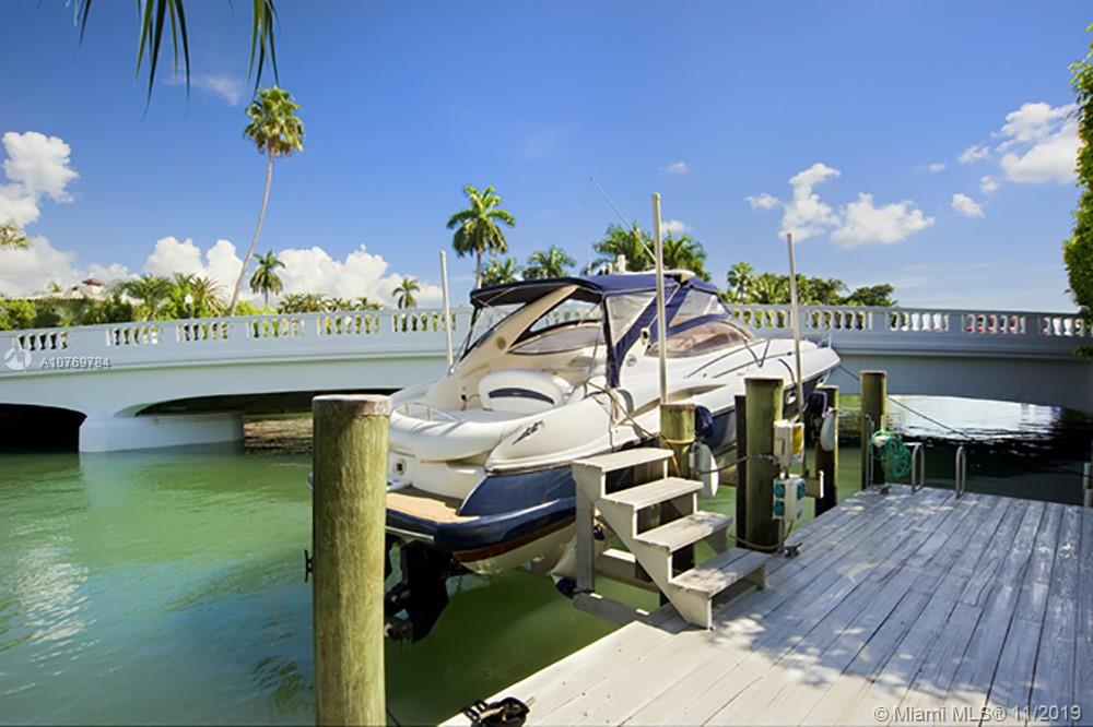 SUNSET ISLANDS-ISLAND NO - Residential