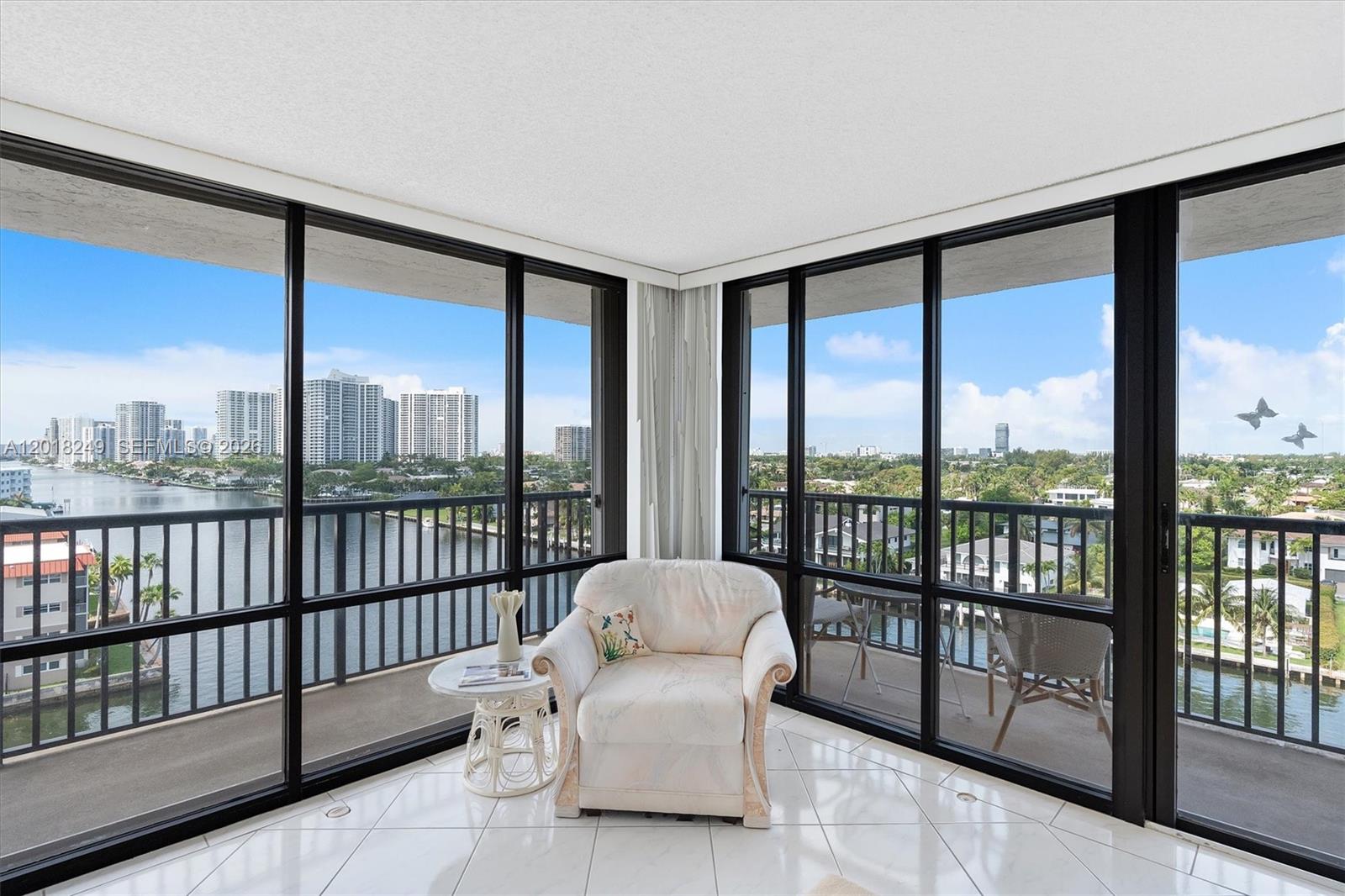 AVANT GARDE CONDO - Residential