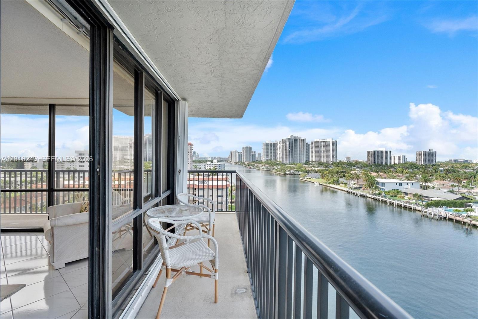AVANT GARDE CONDO - Residential