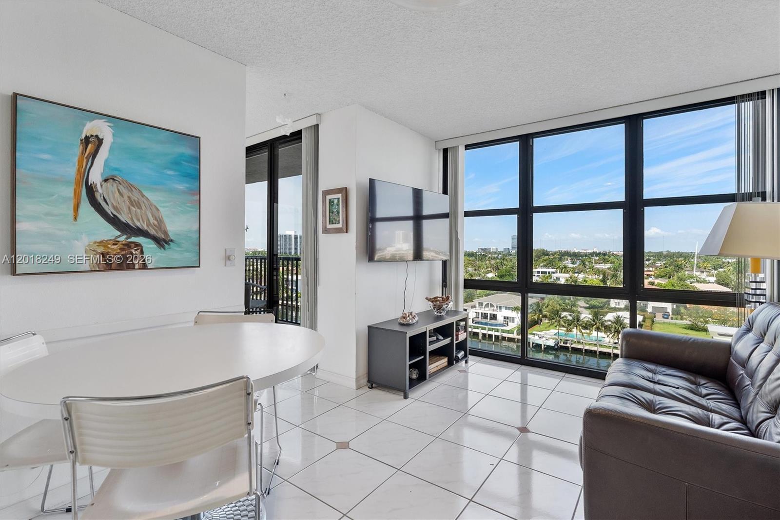 AVANT GARDE CONDO - Residential