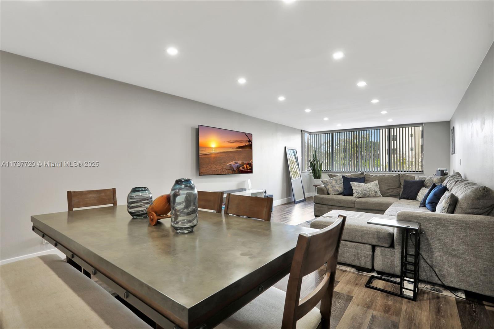 DORADO AT HAMPTONS WEST - Residential
