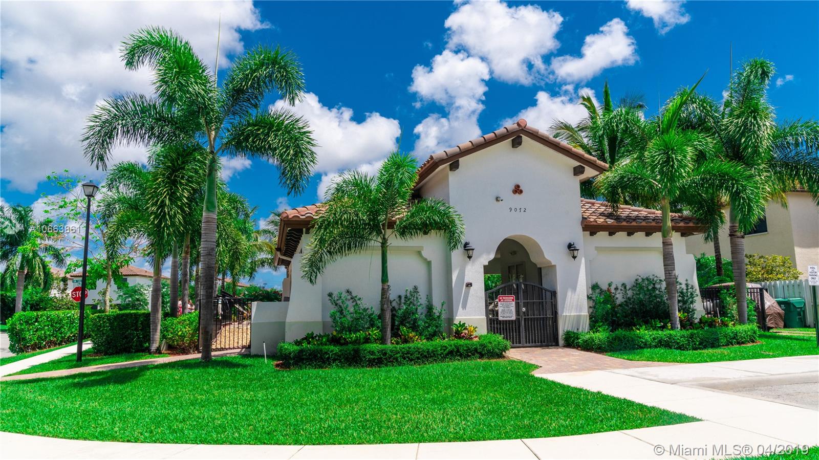 FOXCROFT HOMES - Residential