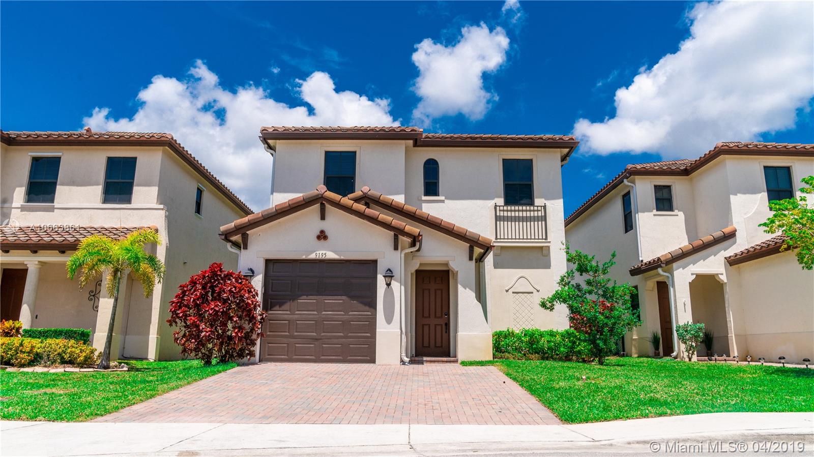 FOXCROFT HOMES - Residential