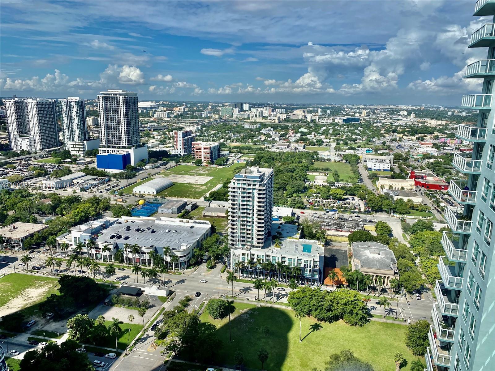 1800 CLUB CONDO - Residential