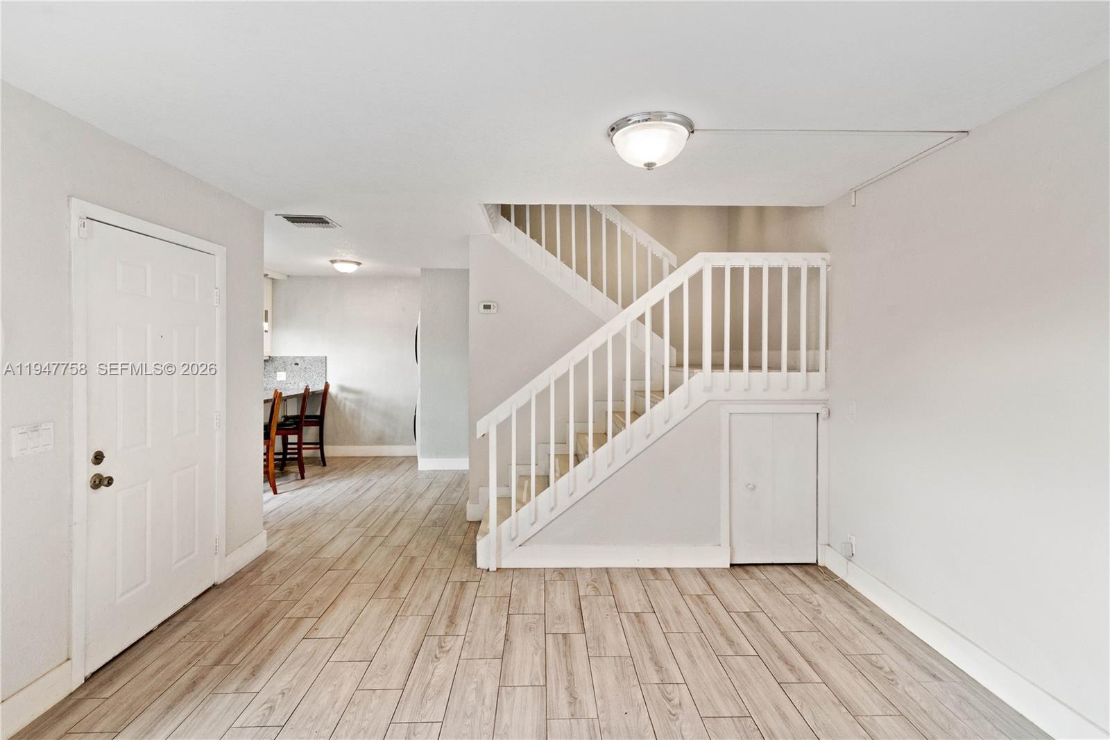 ROCK CREEK PH TWO - Residential Lease