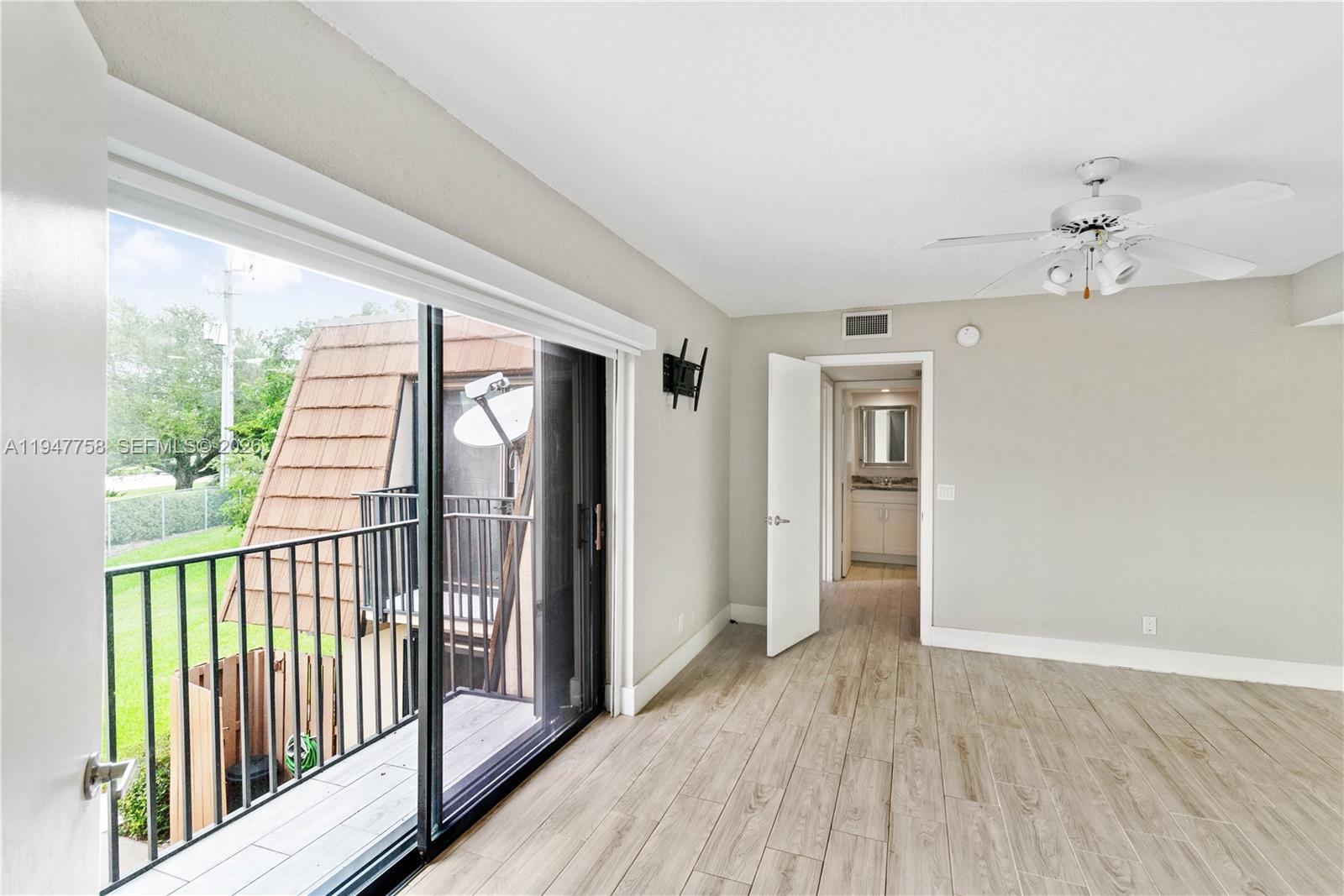 ROCK CREEK PH TWO - Residential Lease