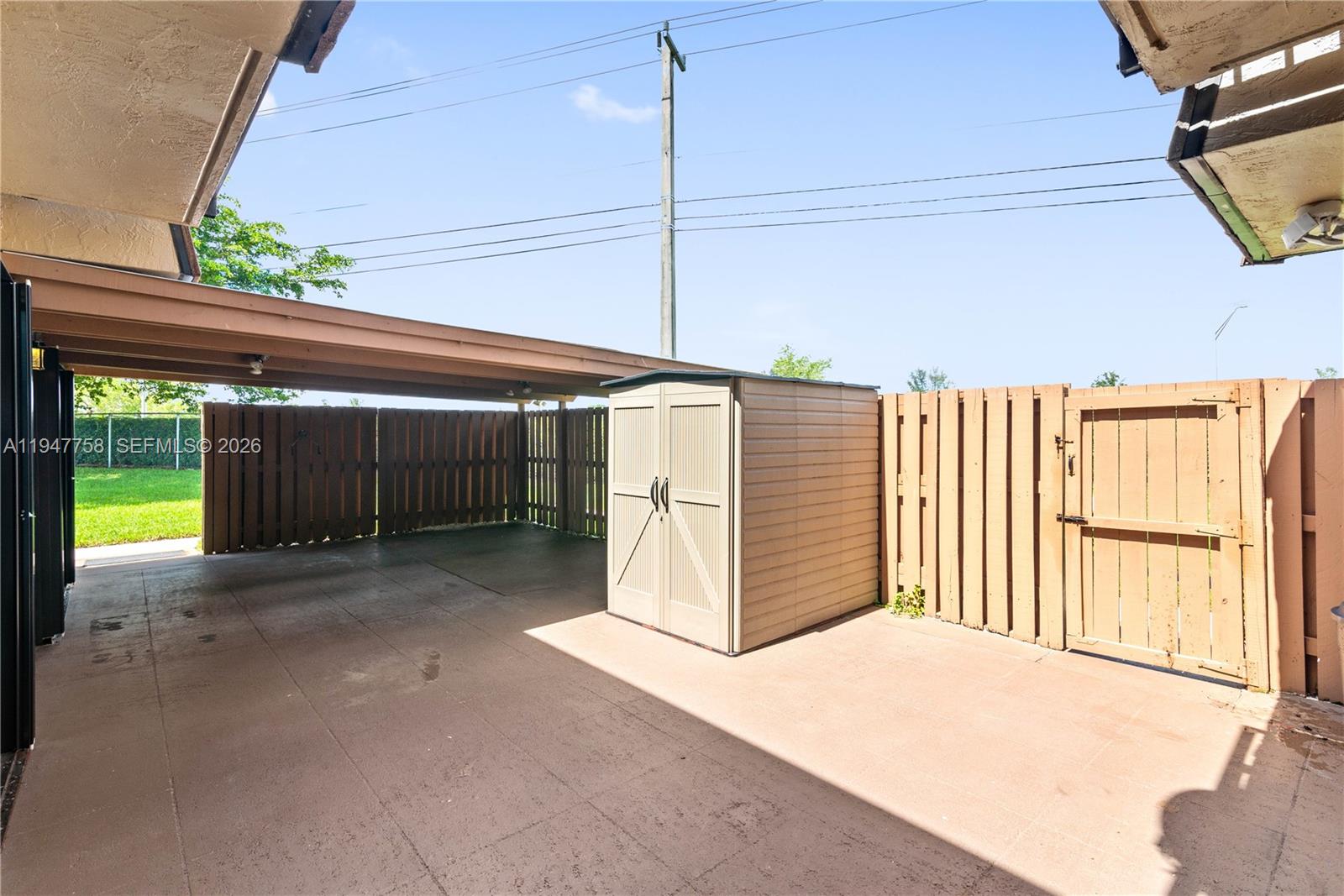 ROCK CREEK PH TWO - Residential Lease