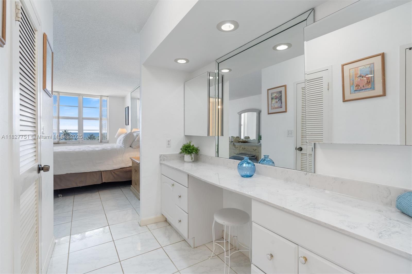 SEA AIR TOWERS CONDO - Residential