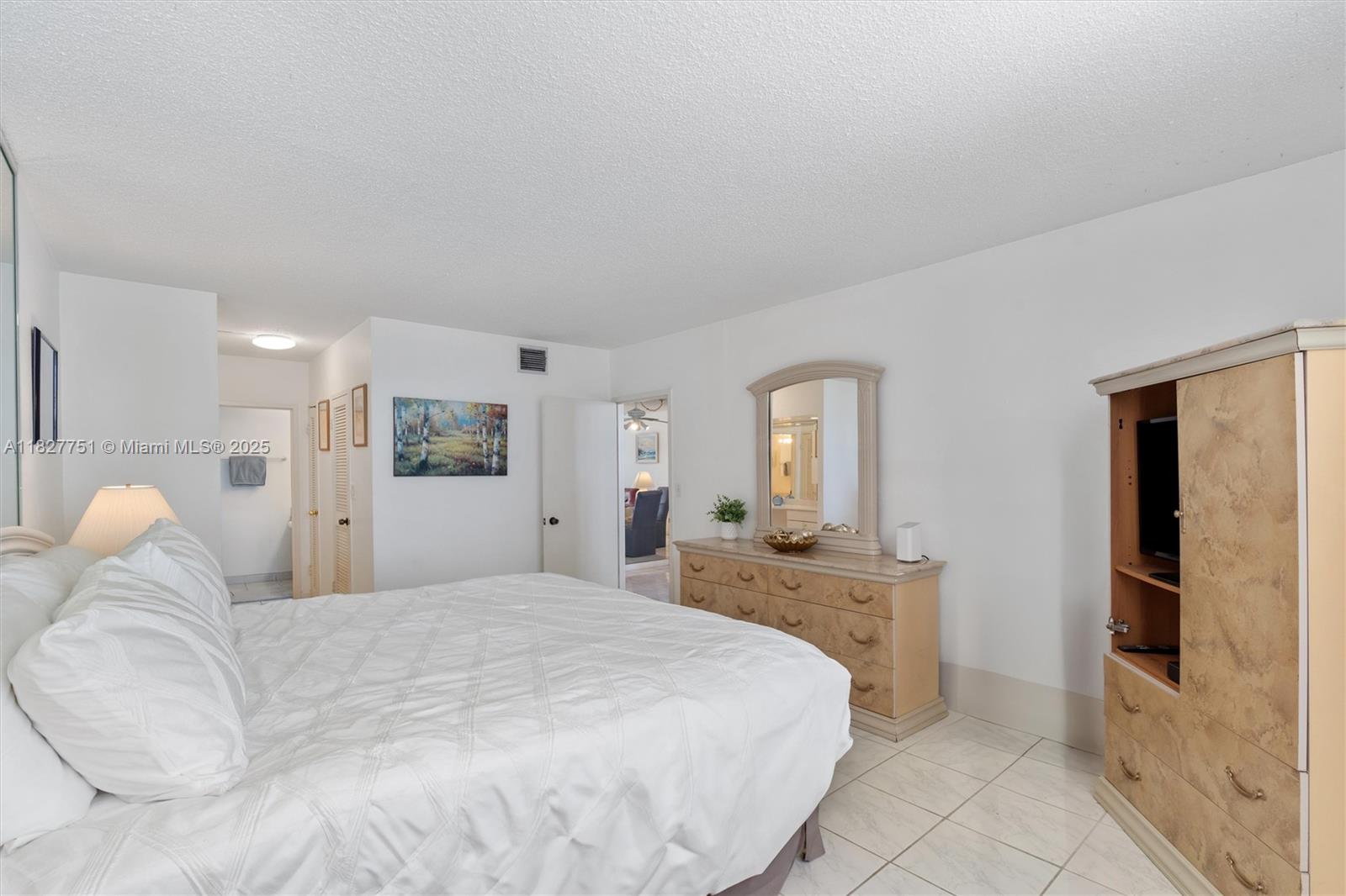 SEA AIR TOWERS CONDO - Residential