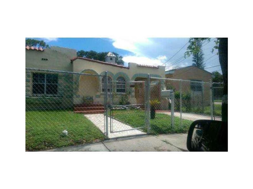 3 bedrooms /1 bath home available for immediate occupancy.