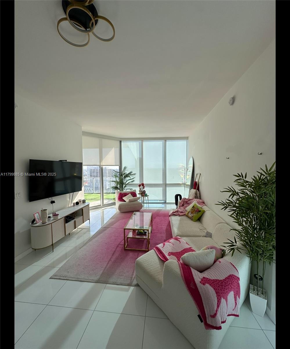 851 Ne 1st Ave 2208, Miami, Broward County, Florida - 2 Bedrooms  
3 Bathrooms - 