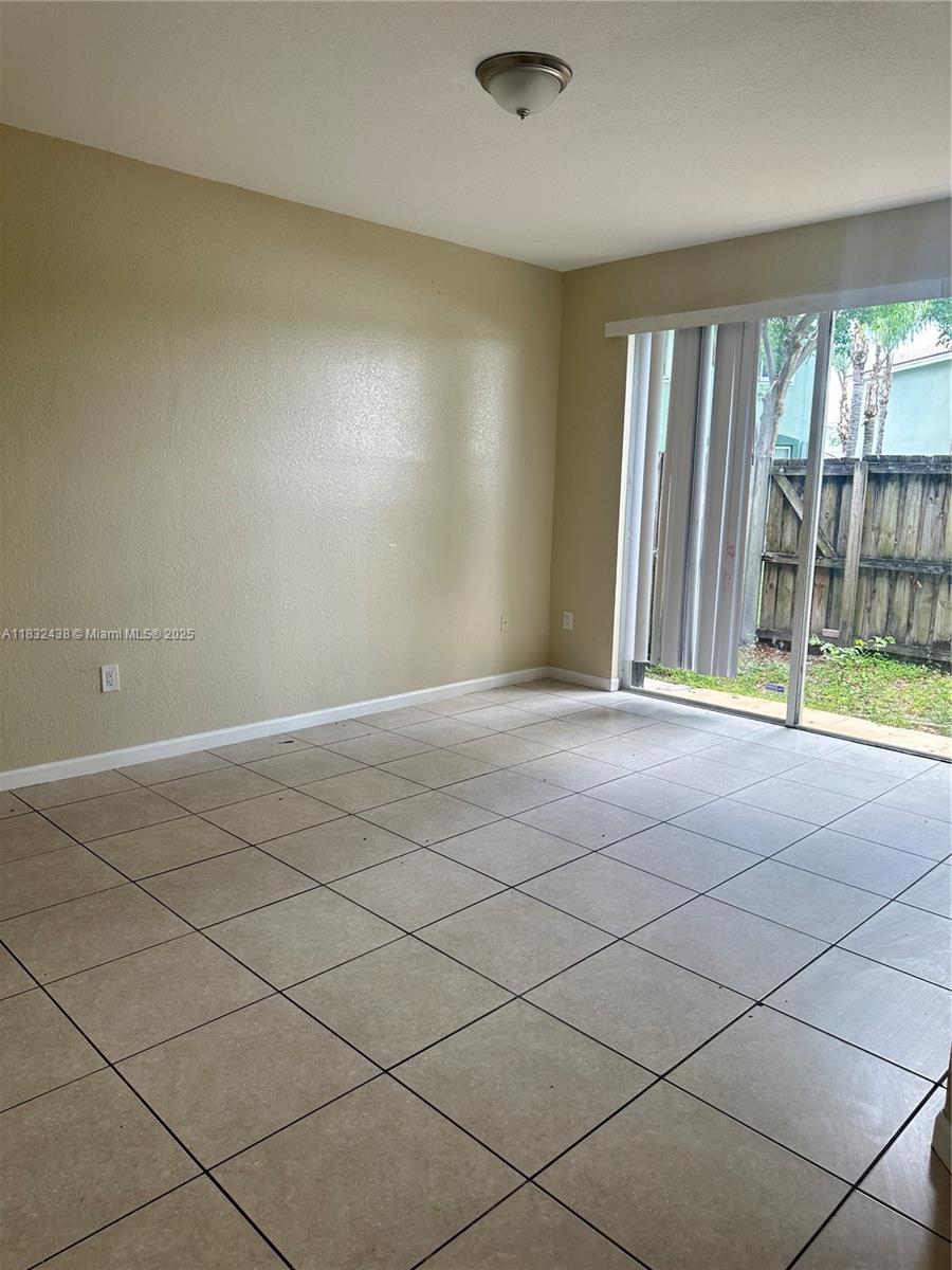 SHOMA TOWNHOMES AT KEYSCO - Residential