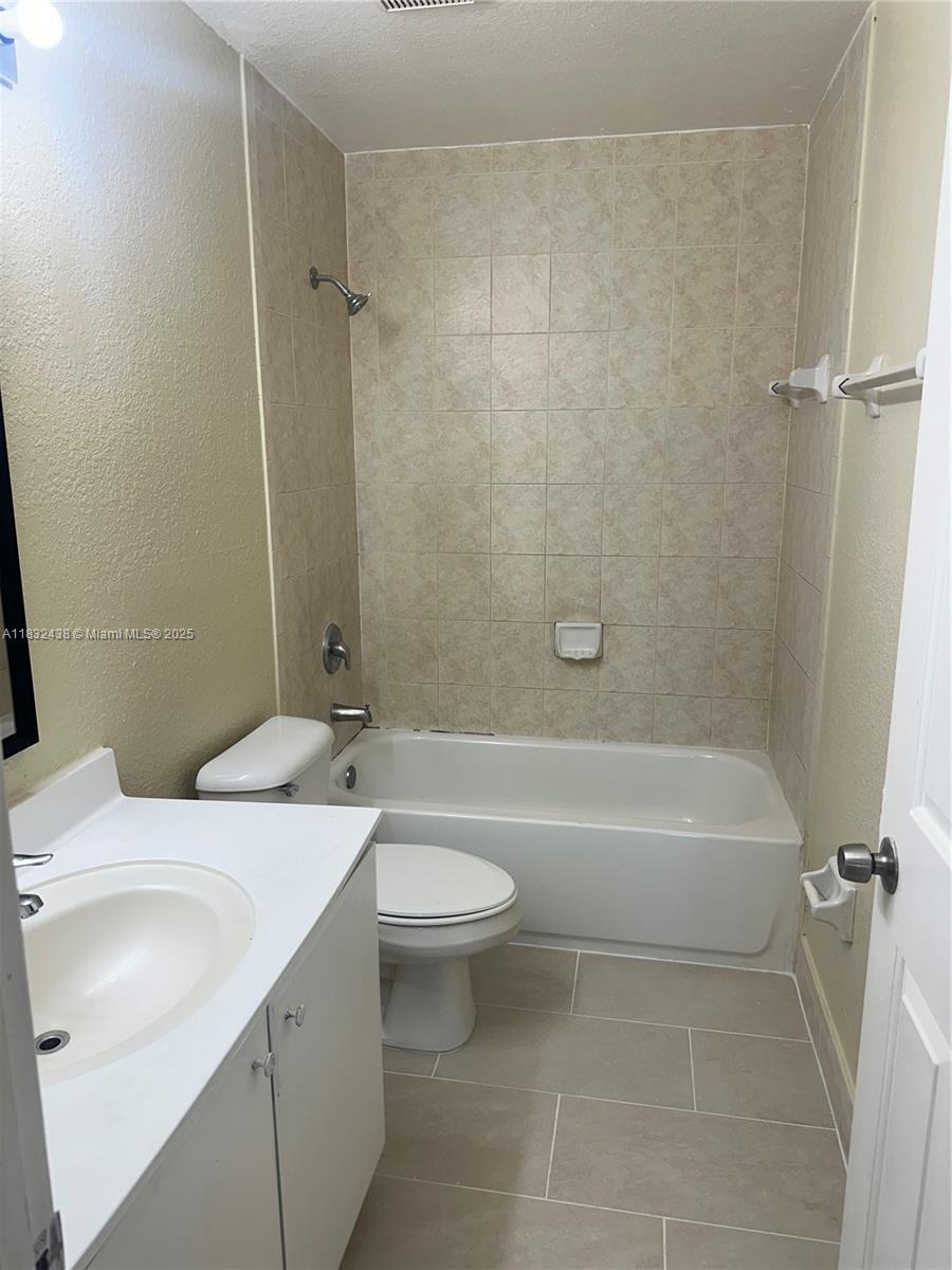 SHOMA TOWNHOMES AT KEYSCO - Residential