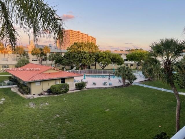 PARADISE BY THE SEA CONDO - Residential Lease