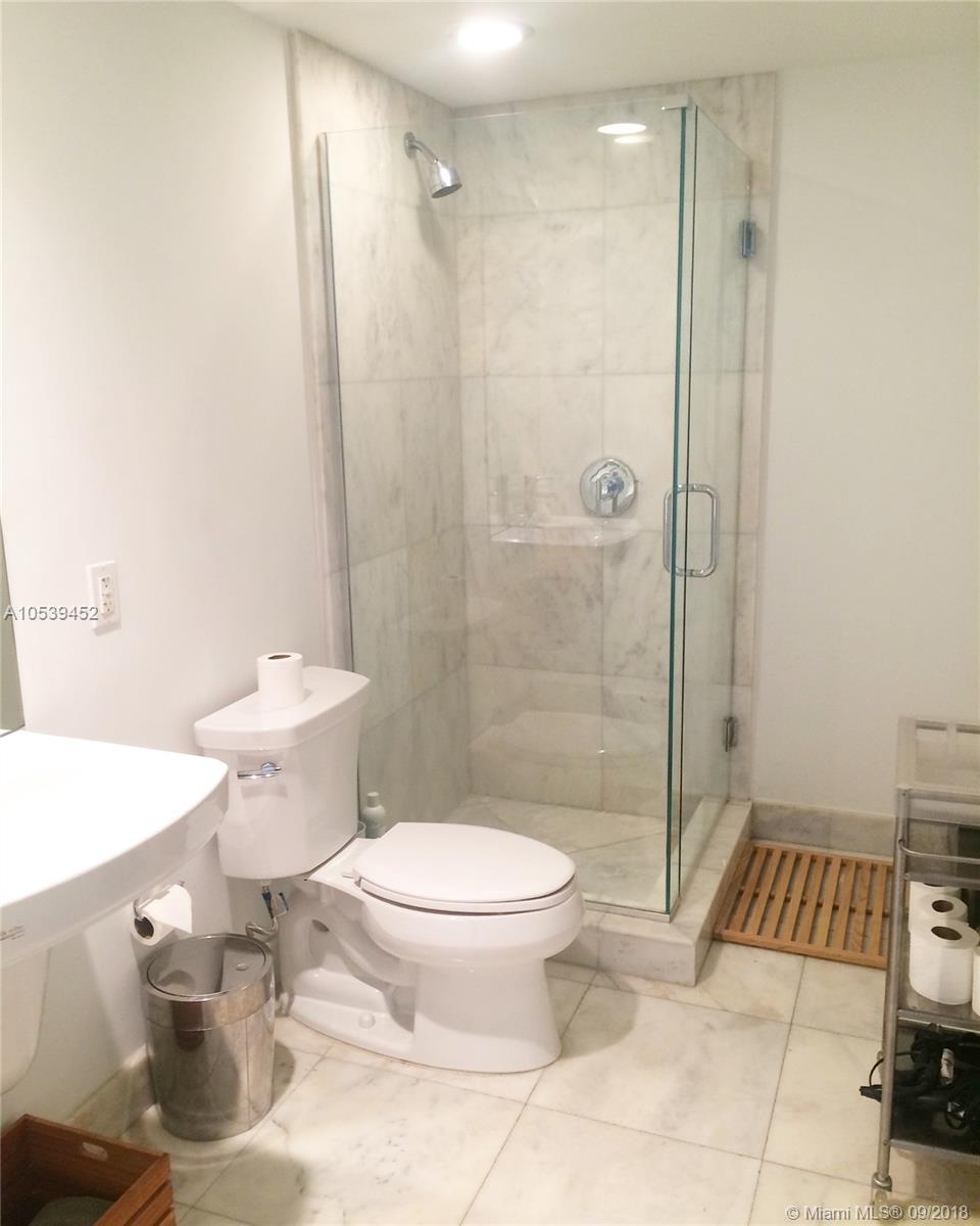 MERIDIAN 5 CONDO - Residential Lease