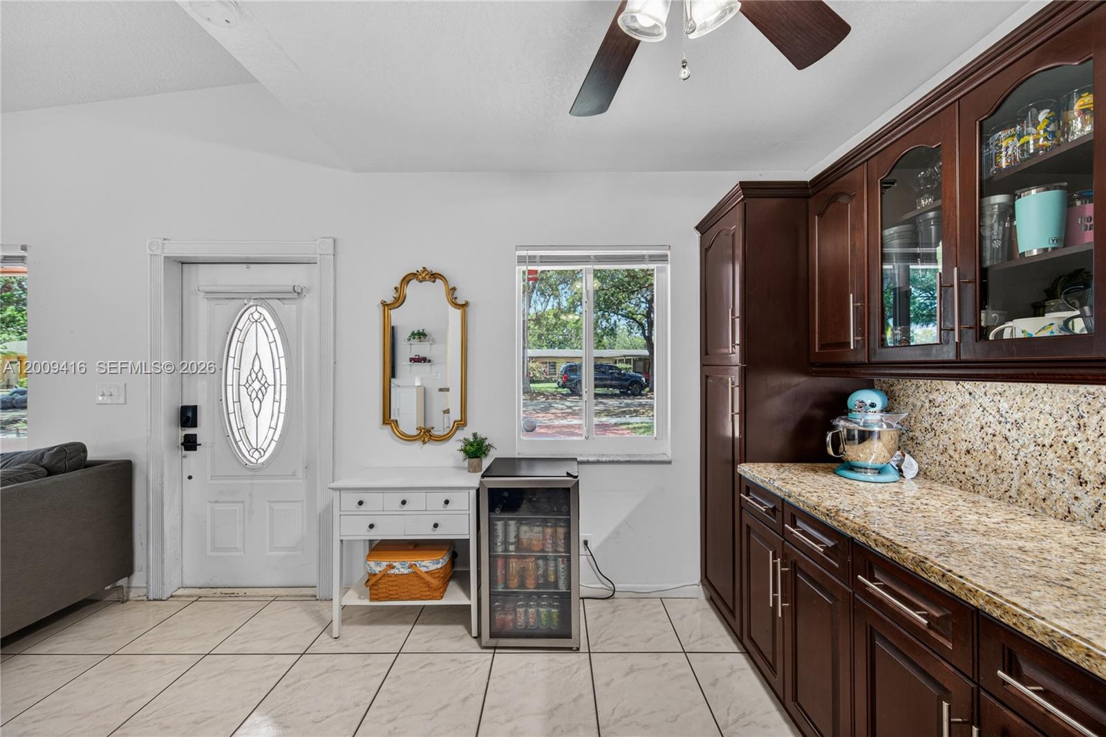 211 S 57th Way