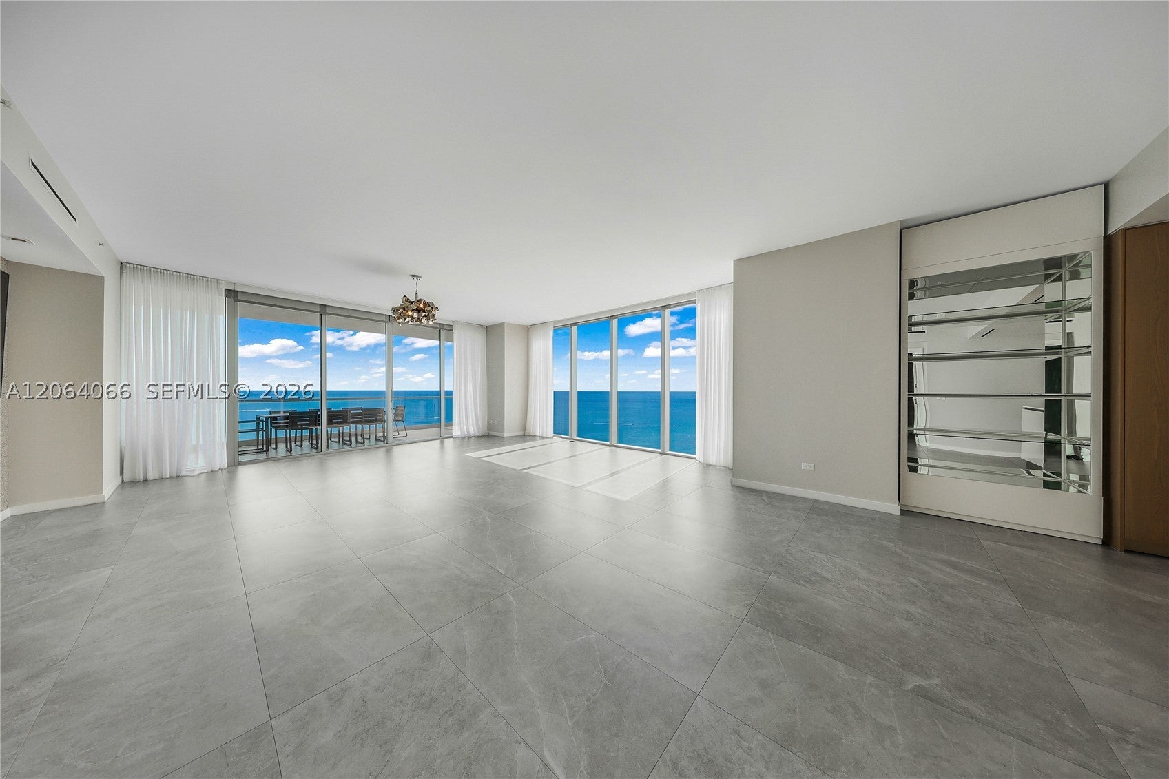18501 Collins Ave 1804