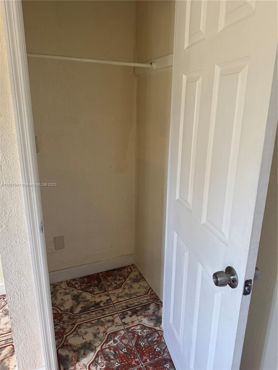 LAUDERDALE LAKES NORTHGAT - Residential Lease