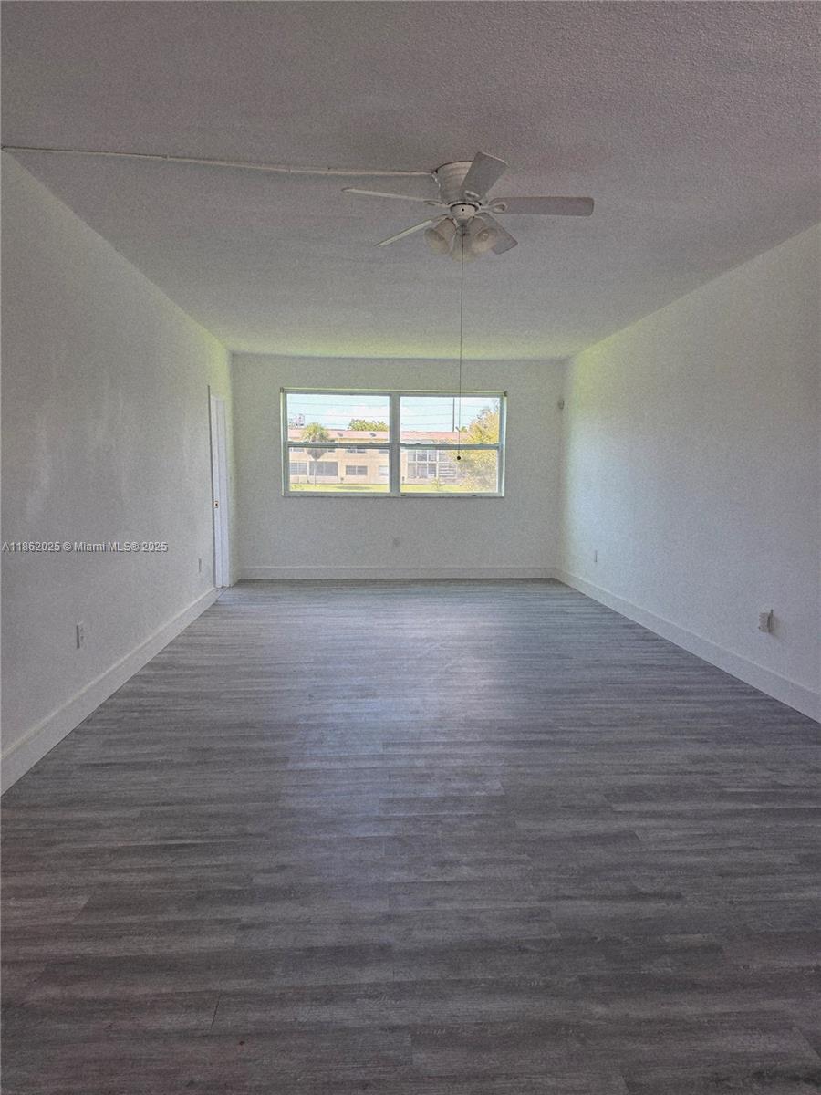 BISC LAKE GARDENS CONDO N - Residential Lease