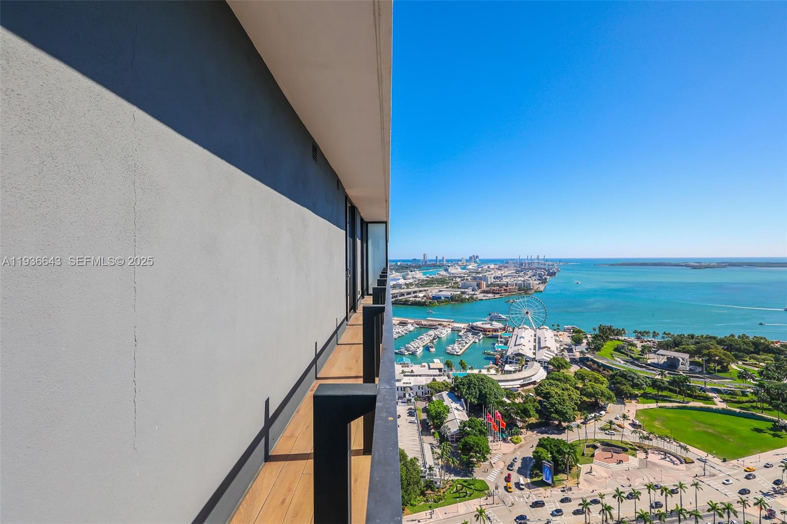 THE ELSER CONDO - Residential