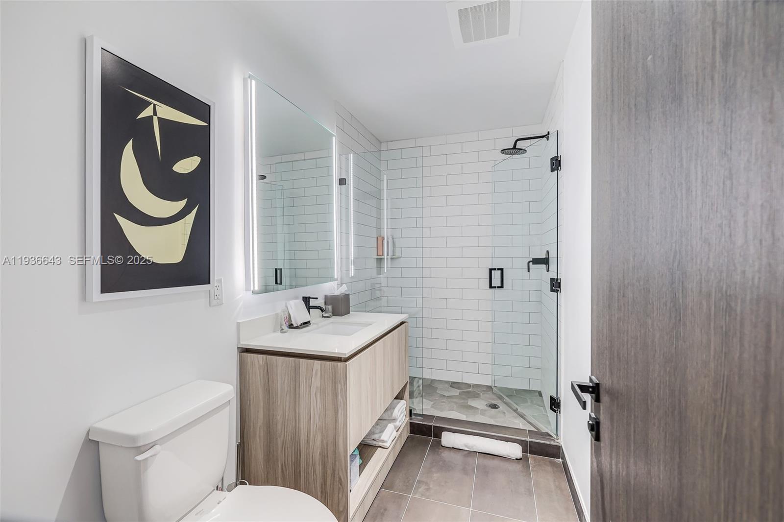 THE ELSER CONDO - Residential