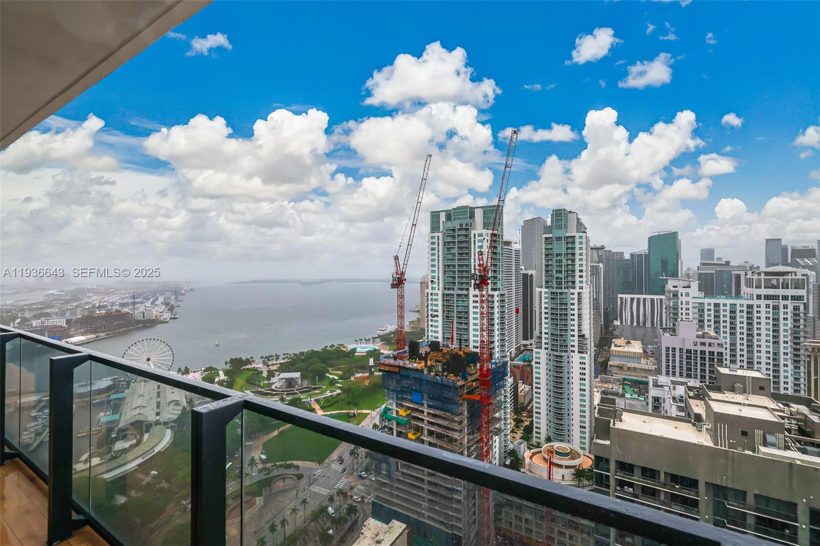 THE ELSER CONDO - Residential