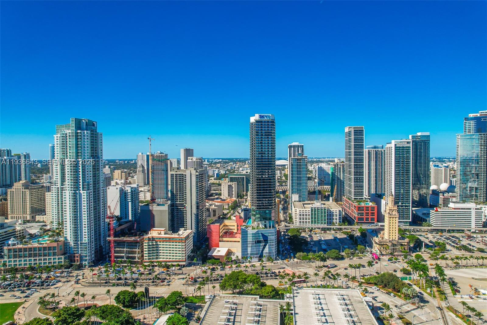 THE ELSER CONDO - Residential