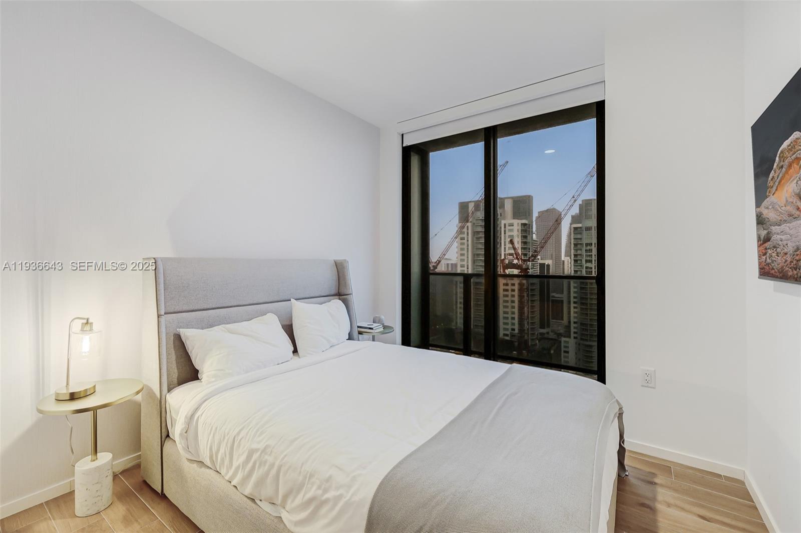 THE ELSER CONDO - Residential