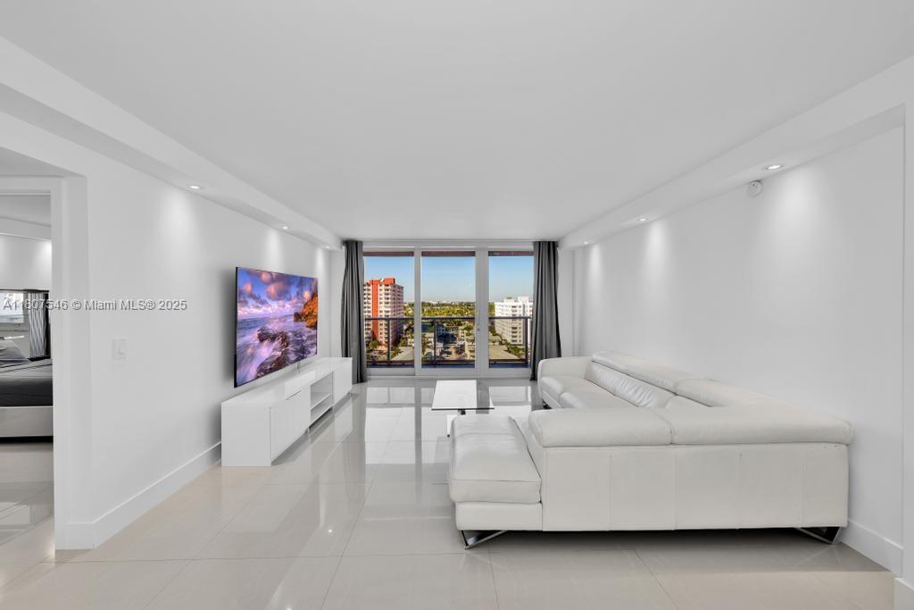 Rental Property at 3140 S Ocean Dr 1011, Hallandale Beach, Broward County, Florida - Bedrooms: 2 
Bathrooms: 2  - $3,350 MO.
