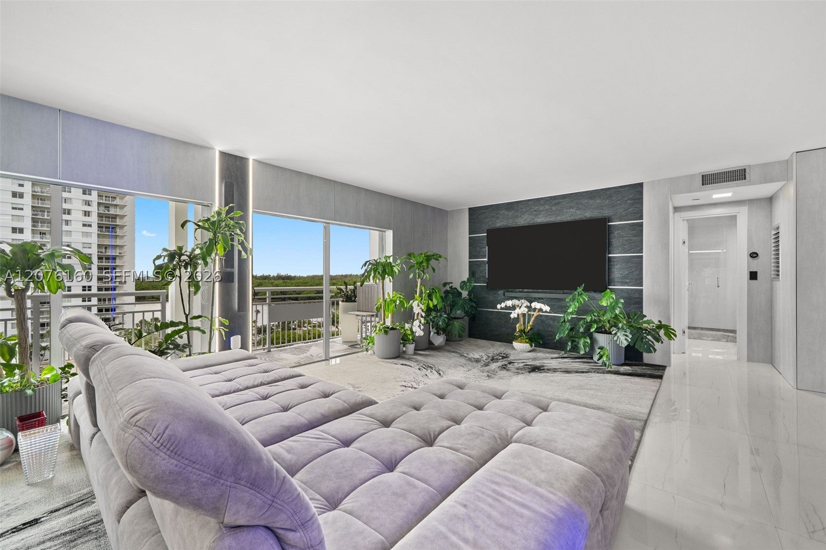 400 Kings Point Dr 822-23
