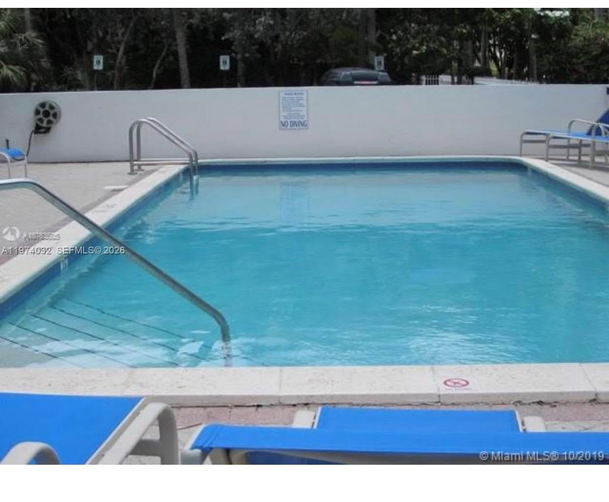 WEST BAY PLAZA CONDO - Residential