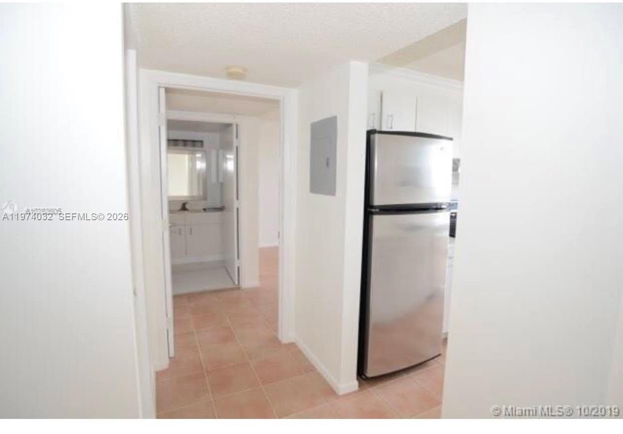 WEST BAY PLAZA CONDO - Residential