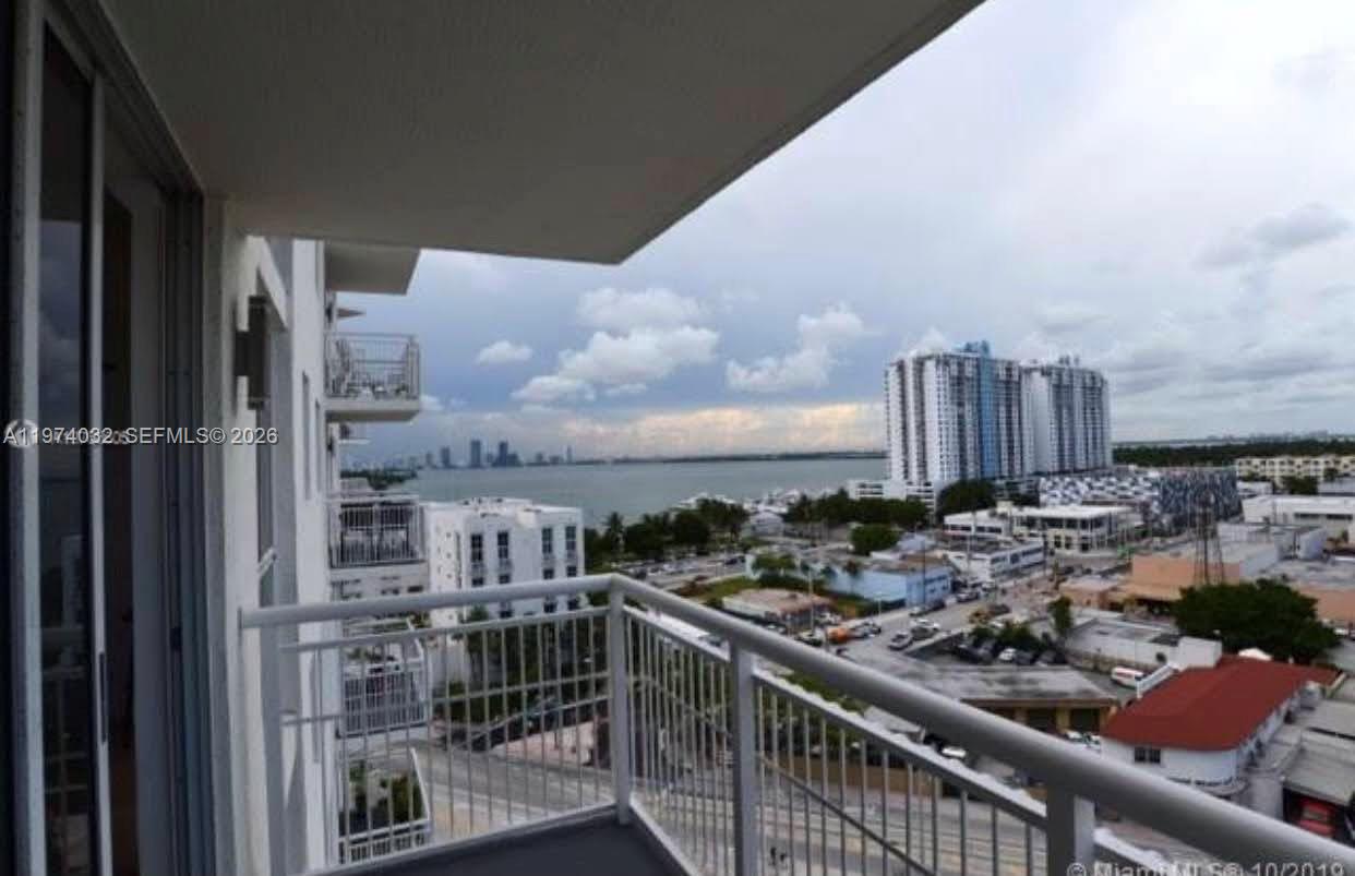 WEST BAY PLAZA CONDO - Residential