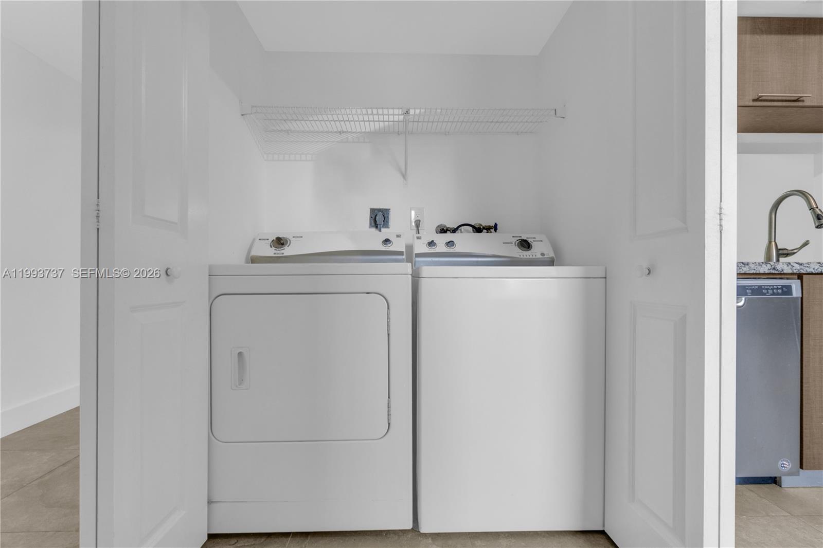 INDIAN SUMMER VILLAGE II - Residential