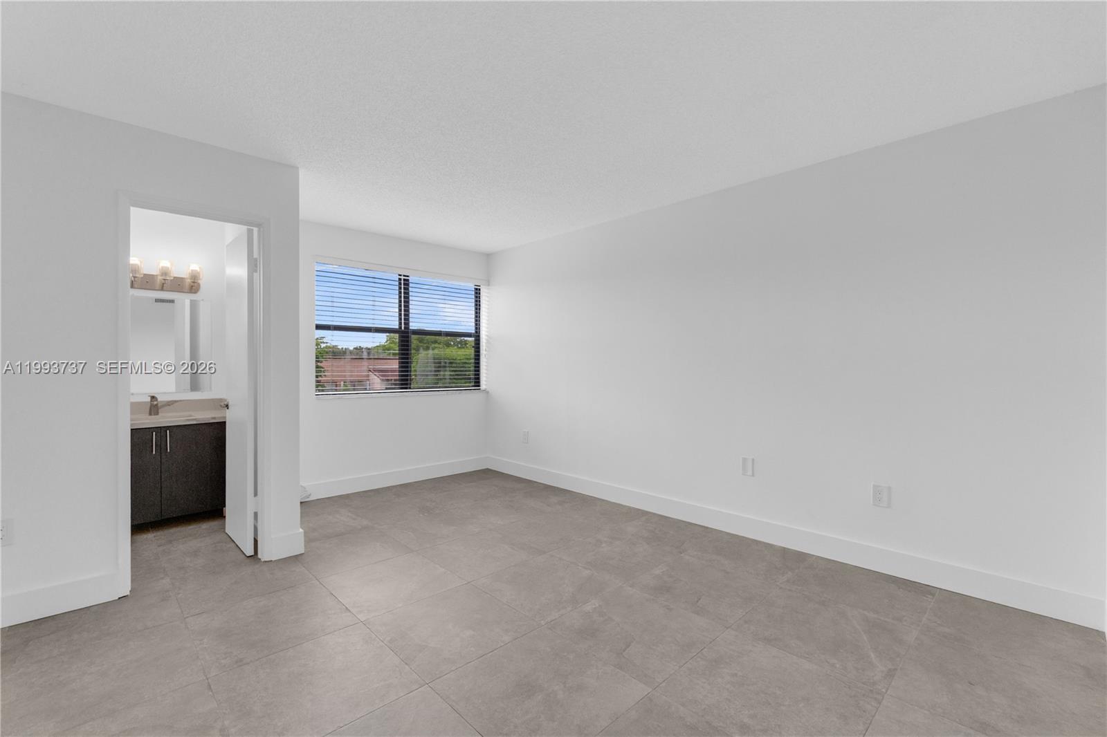 INDIAN SUMMER VILLAGE II - Residential