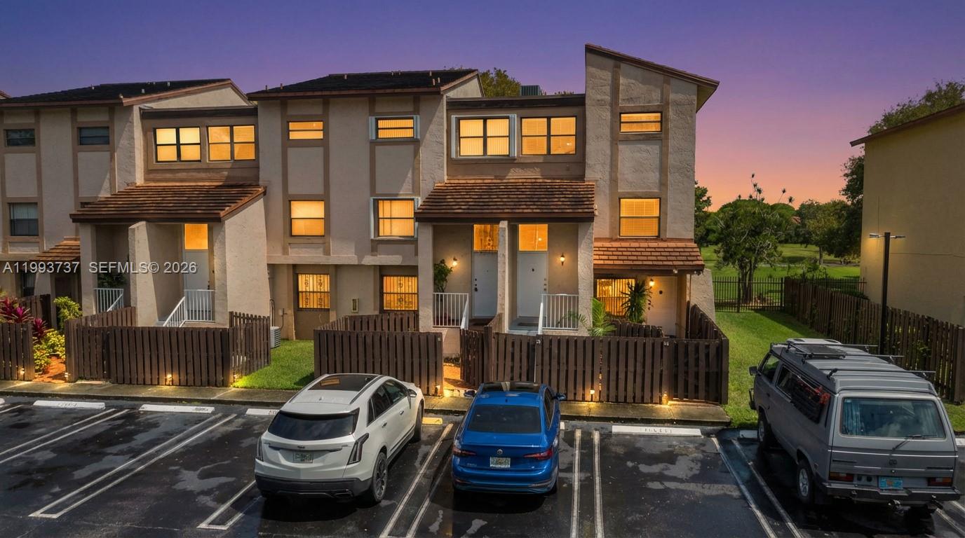 INDIAN SUMMER VILLAGE II - Residential