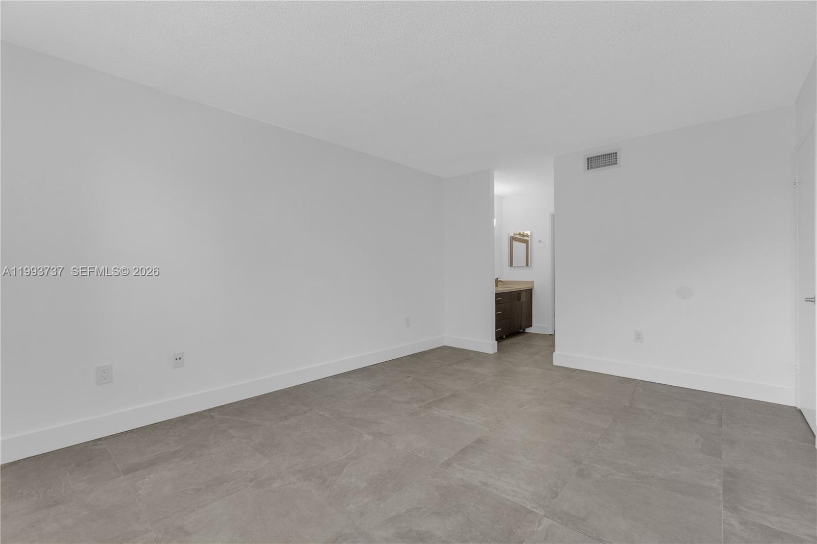 INDIAN SUMMER VILLAGE II - Residential