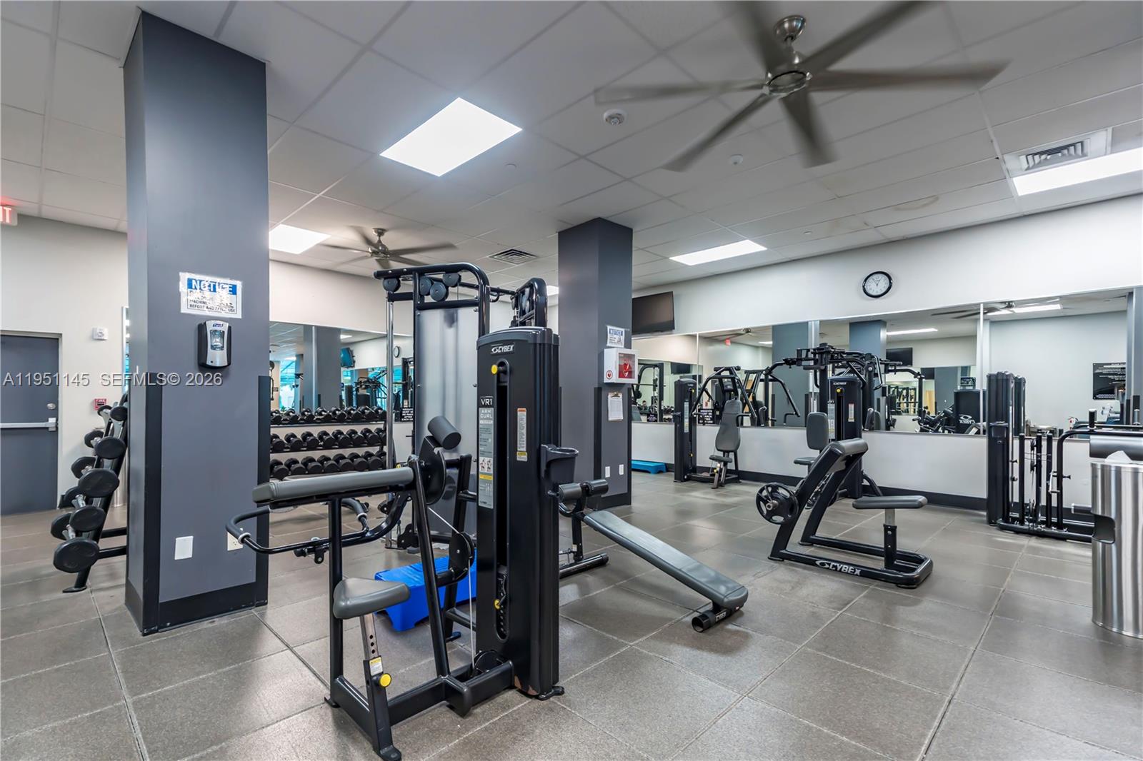 WAVE CONDO - Residential