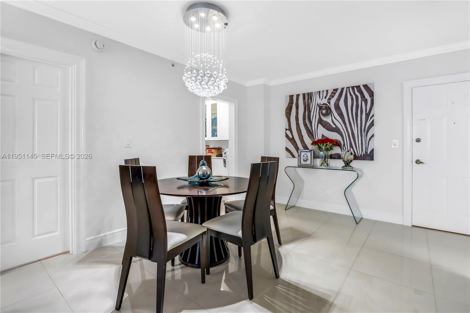 WAVE CONDO - Residential