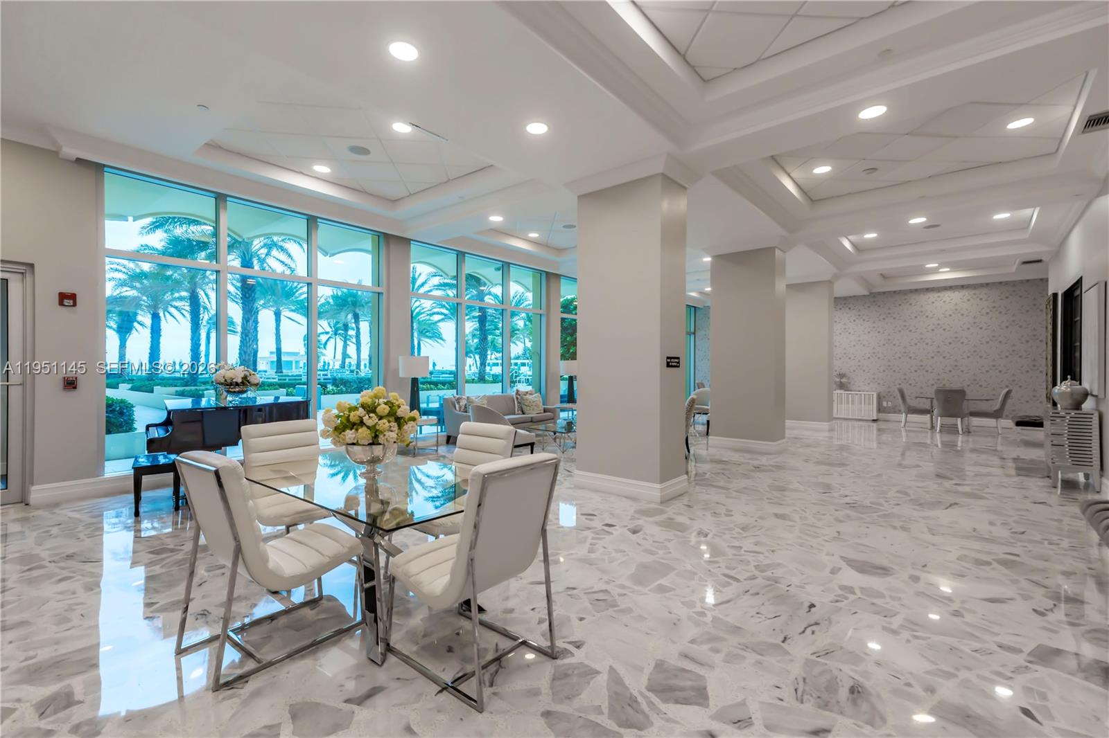 WAVE CONDO - Residential