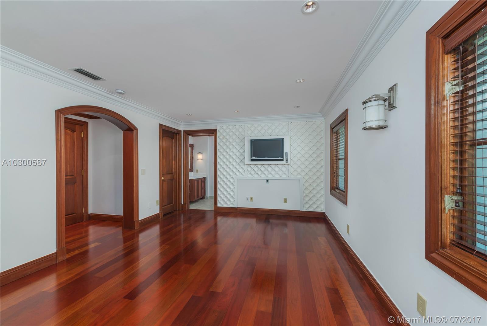 COCOPLUM SEC 1 - Residential