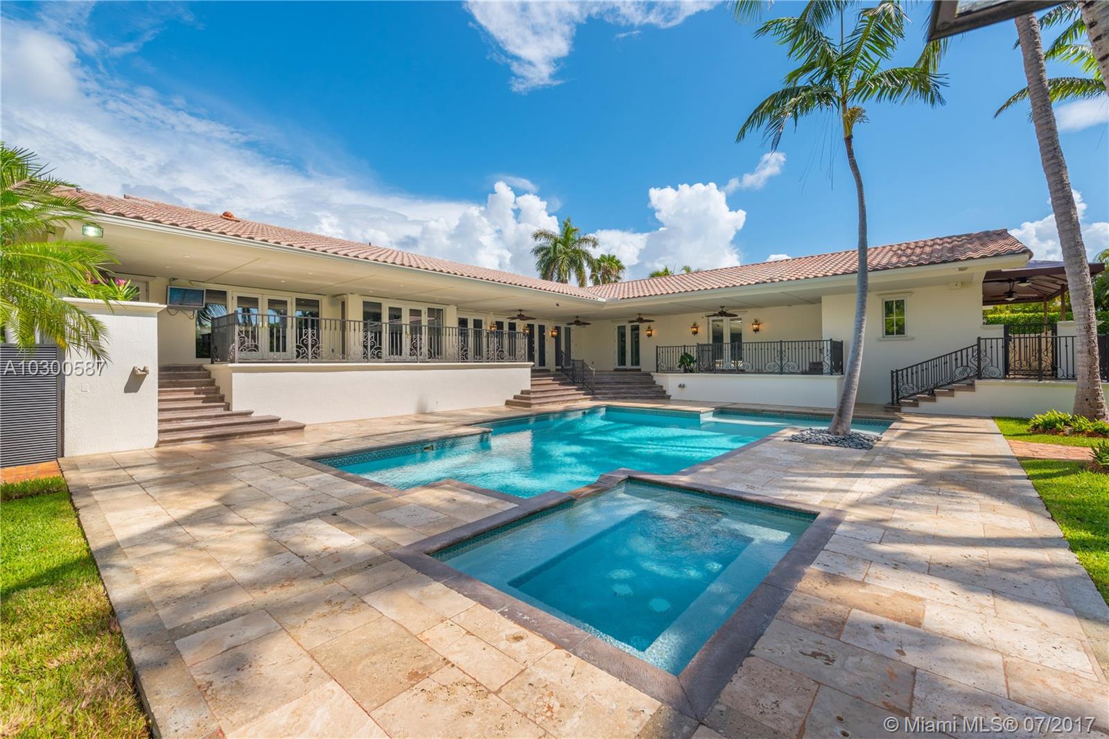 COCOPLUM SEC 1 - Residential