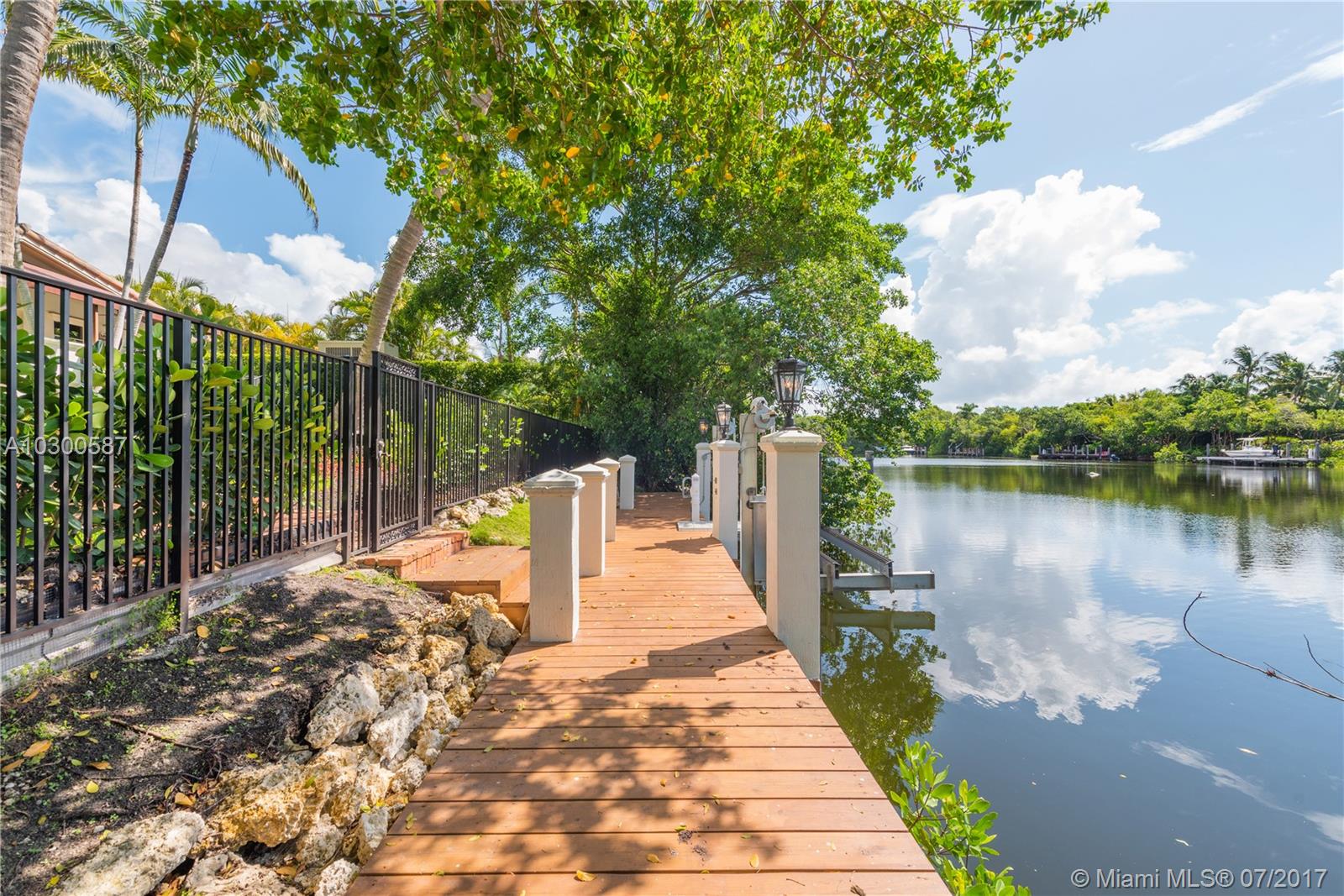 COCOPLUM SEC 1 - Residential