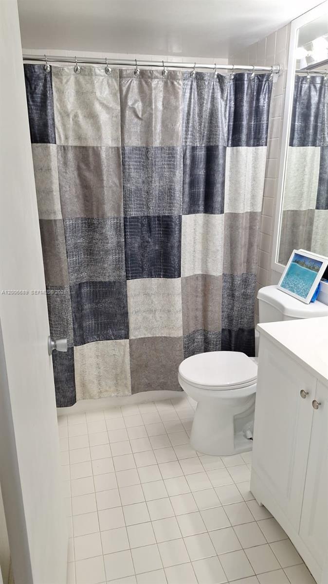 NEW HAMPTON AT CENTURY VI - Residential