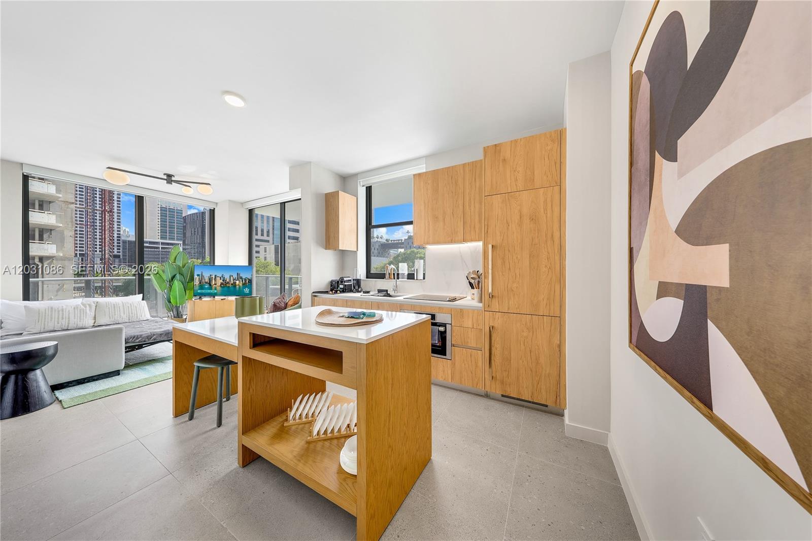 11 NE 6th St 301