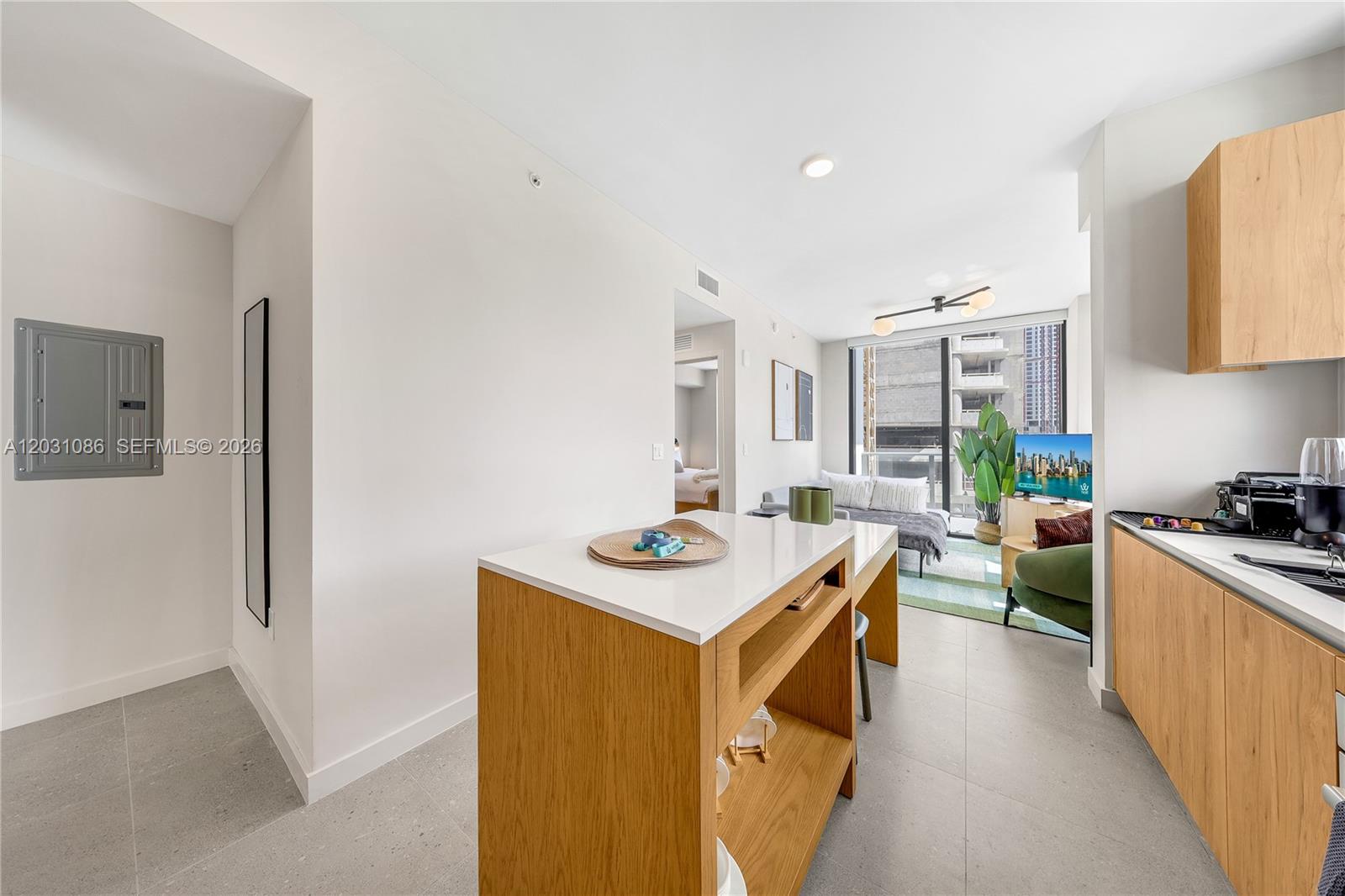 11 NE 6th St 301