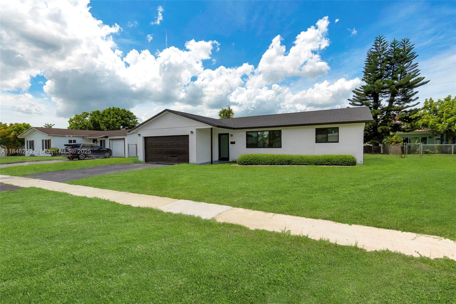 4820 NW 17th Ct